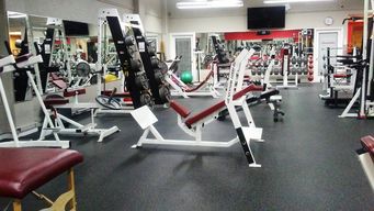 Fitness Center Weekly Cleaning in Coconut Grove, FL (10)